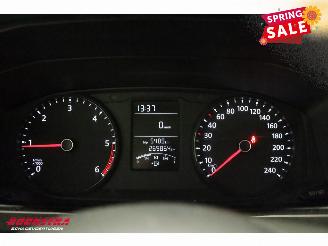 Volkswagen Transporter 2.0 TDI L1-H1 9-Pers. Airco picture 14