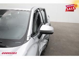 Toyota Corolla Cross 2.0 HP Hybrid Active LED ACC Navi Clima Camera LRHZ SHZ AHK picture 5