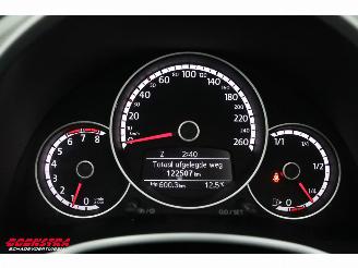 Volkswagen Beetle Cabriolet 1.4 TSI Club BlueMotion Navi Clima Cruise SHZ PDC picture 21