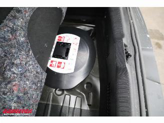 Renault Clio 0.9 TCe Authentique Airco Cruise 81.627 km! picture 11