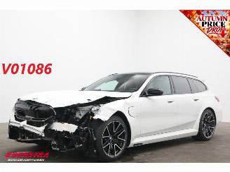 Unfallwagen BMW M5 Touring Drivers Package HUD Carbon B&W ACC 360° AHK 2025/3