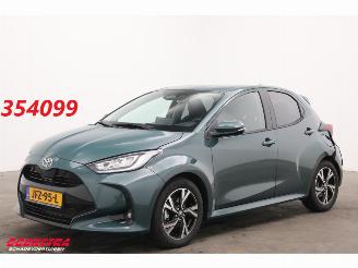 Vaurioauto  passenger cars Toyota Yaris 1.5 Hybrid 115 Dynamic LED ACC Apple/Android Camera LRHZ 4.346 km! 2025/9