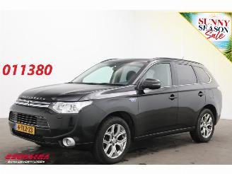 skadebil auto Mitsubishi Outlander 2.0 PHEV Instyle 4WD Leder Schuifdak Navi Clima Cruise SHZ AHK 2014/3