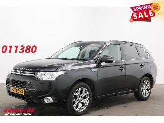 bruktbiler auto Mitsubishi Outlander 2.0 PHEV Instyle 4WD Leder Schuifdak Navi Clima Cruise SHZ AHK 2014/3