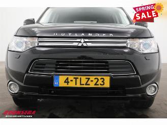 Mitsubishi Outlander 2.0 PHEV Instyle 4WD Leder Schuifdak Navi Clima Cruise SHZ AHK picture 5