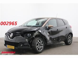 damaged passenger cars Renault Captur 0.9 TCe Dynamique Navi Clima Cruise PDC AHK 2017/1