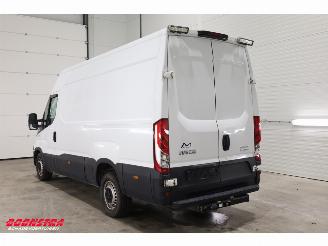 Iveco Daily 35S18H HiMatic Navi Clima Cruise Camera AHK picture 4