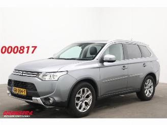Schadeauto Mitsubishi Outlander 2.0 PHEV Business Edition X-Line Leder Navi Clima Curise Camera SHZ AHK 2015/4