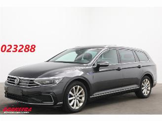 Vaurioauto  passenger cars Volkswagen Passat Variant 1.4 TSI PHEV GTE Pano LED ACC ErgoComf. Camera LRHZ AHK 2021/2