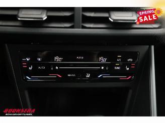 Volkswagen Taigo 1.0 TSI DSG R-Line LED Apple/Android Cruise Camera SHZ 8.184 km! picture 29