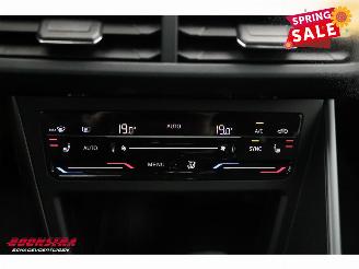 Volkswagen Taigo 1.0 TSI DSG R-Line LED Apple/Android Cruise Camera SHZ 8.184 km! picture 29