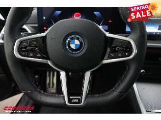BMW i4 M50 84 kWh Schuifdak LED ACC H/K HUD Memory 360° AHK picture 17