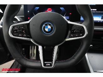BMW i4 M50 84 kWh Schuifdak LED ACC H/K HUD Memory 360° AHK picture 17