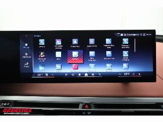 BMW iX xDrive M70 112 kWh Pano LED ACC B&W Memory 360° AHK picture 36