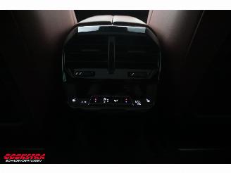 BMW iX xDrive M70 112 kWh Pano LED ACC B&W Memory 360° AHK picture 40