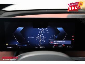 BMW iX xDrive M70 112 kWh Pano LED ACC B&W Memory 360° AHK picture 26