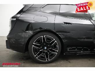 BMW iX xDrive M70 112 kWh Pano LED ACC B&W Memory 360° AHK picture 5