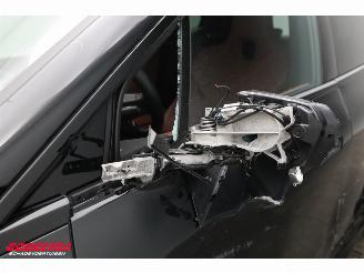 BMW iX xDrive M70 112 kWh Pano LED ACC B&W Memory 360° AHK picture 14