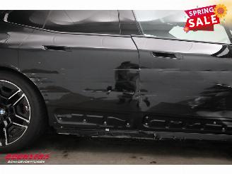 BMW iX xDrive M70 112 kWh Pano LED ACC B&W Memory 360° AHK picture 6