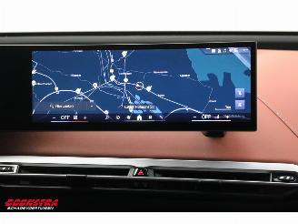 BMW iX xDrive M70 112 kWh Pano LED ACC B&W Memory 360° AHK picture 19