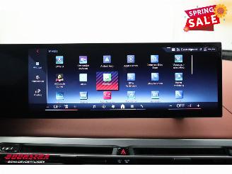 BMW iX xDrive M70 112 kWh Pano LED ACC B&W Memory 360° AHK picture 36