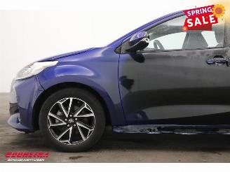 Toyota Yaris 1.5 Hybrid First Edition LED ACC Navi Clima Camera picture 8