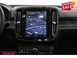 Volvo C-40 Recharge Plus 69 kWh Pano LED ACC Camera LRHZ AHK picture 16