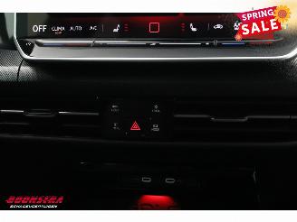 Volkswagen Golf 2.0 TSI GTI DSG 265 PK LED ACC Camera LRHZ SHZ picture 28