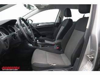 Volkswagen Golf 1.6 TDI Trendline BlueMotion Navi Bluetooth Airco Cruise picture 8