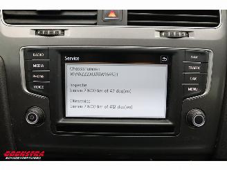 Volkswagen Golf 1.6 TDI Trendline BlueMotion Navi Bluetooth Airco Cruise picture 13