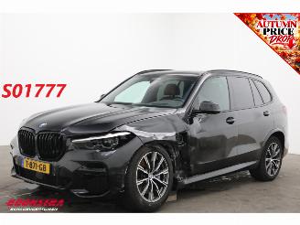 skadebil auto BMW X5 xDrive45e M-Sport Pano LED ACC Leder Memory HUD Camera Lucht AHK 2023/6