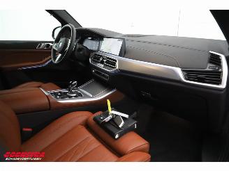 BMW X5 xDrive45e M-Sport Pano LED ACC Leder Memory HUD Camera Lucht AHK picture 17