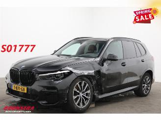 uszkodzony samochody osobowe BMW X5 xDrive45e M-Sport Pano LED ACC Leder Memory HUD Camera Lucht AHK 2023/6