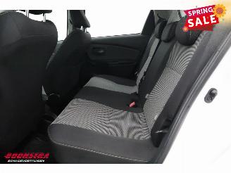 Toyota Yaris 1.5 Hybrid Aspiration Navi Airco Cruise Camera 132.153 km! picture 16