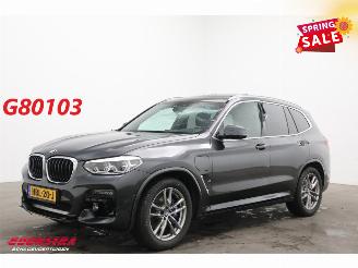 krockskadad bil bedrijf BMW X3 xDrive30e M-Sport Pano LED HUD H/K Memory 360° AHK 2021/8