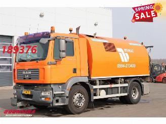 MAN TGM 18.240 Bucher Optifant 70 Kehrmaschine picture 1