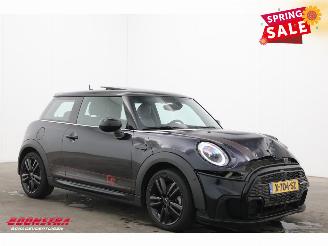 Mini Mini 1.5 Cooper Aut. JCW Pano LED Leder Cruise Camera SHZ picture 2