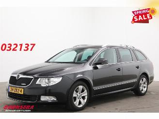 begagnad bil auto Skoda Superb Combi 1.6 TDI Greenline Ambition Memory Xenon Navi Cruise SHZ PDC 2012/12