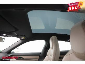 Porsche Taycan 79 kWh Pano LED Leder Cruise SHZ picture 15