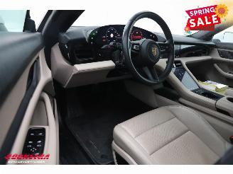 Porsche Taycan 79 kWh Pano LED Leder Cruise SHZ picture 14