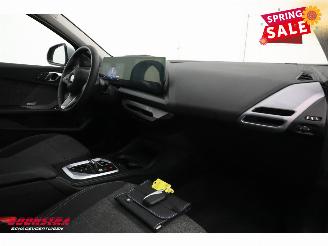 BMW 1-serie 120i M Sport LED HUD H/K 360° SHZ picture 11