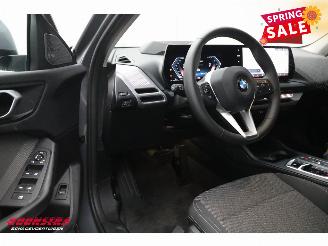 BMW 1-serie 120i M Sport LED HUD H/K 360° SHZ picture 16