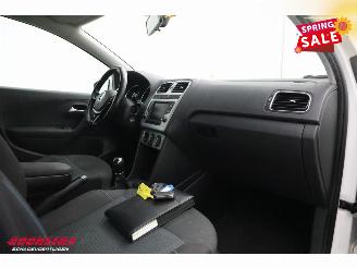 Volkswagen Polo 1.4 TDI BlueMotion 5-DRS Navi Airco Cruise PDC picture 8
