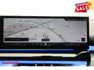 BMW 5-serie Touring 520d M-Sport Pro Pano LED ACC HUD 360° Memory H/K Ventilatie picture 31