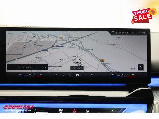 BMW 5-serie Touring 520d M-Sport Pro Pano LED ACC HUD 360° Memory H/K Ventilatie picture 31