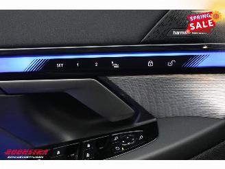 BMW 5-serie Touring 520d M-Sport Pro Pano LED ACC HUD 360° Memory H/K Ventilatie picture 27