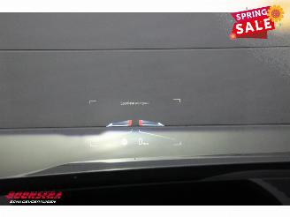 BMW 5-serie Touring 520d M-Sport Pro Pano LED ACC HUD 360° Memory H/K Ventilatie picture 26