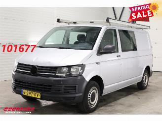 krockskadad bil bedrijf Volkswagen Transporter 2.0 TDI L2-H1 DC 5-Pers Airco Cruise AHK 139.340 km! 2018/2