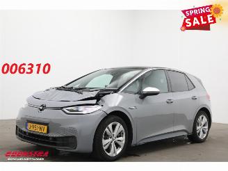 Vaurioauto  passenger cars Volkswagen ID.3 First Plus 58 kWh LED ACC Apple/Android Camera LRHZ AHK 2020/9