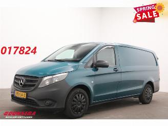 krockskadad bil bedrijf Mercedes Vito 114 CDI 7G-Tronic Lang Navi Airco Cruise PDC AHK 2014/11